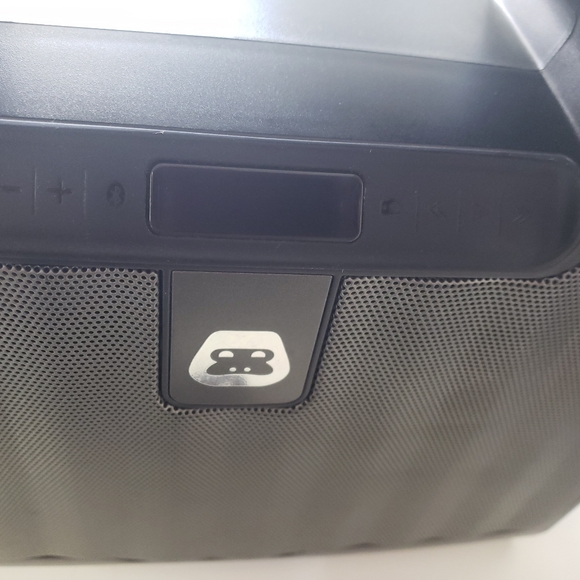 G-Project G-BOOM 2 Wireless Bluetooth Boombox Port - Picture 3 of 9